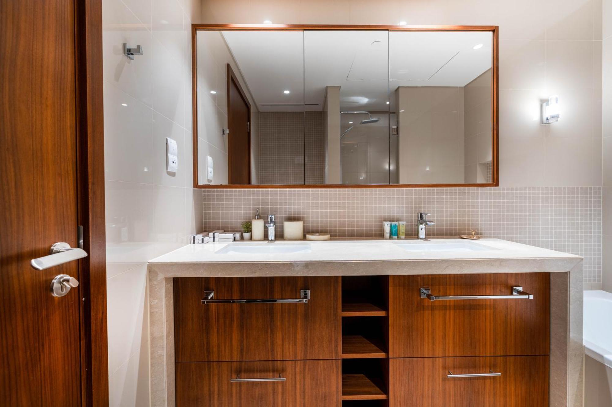 Lux Apt-Burj View Opp. Dxb Mall Dubai Ngoại thất bức ảnh